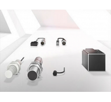  Индуктивный датчик расстояния Balluff BAW M18ME-UDC40B-BP01