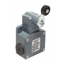 Kонцевой выключатель безопасности Leuze Electronic S300-M0C3-M20-31